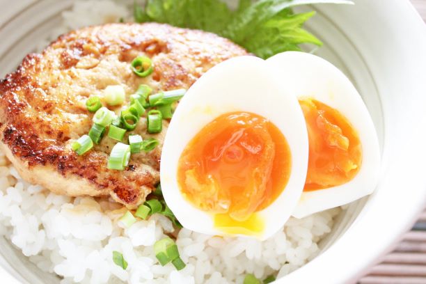 ふわふわヘルシーつくね丼